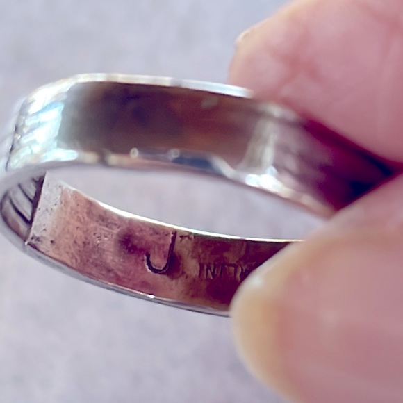 Coral, Turquoise & Onyx Ring - Picture 4 of 5